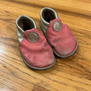 Kid’s minimalist Softstar shoes